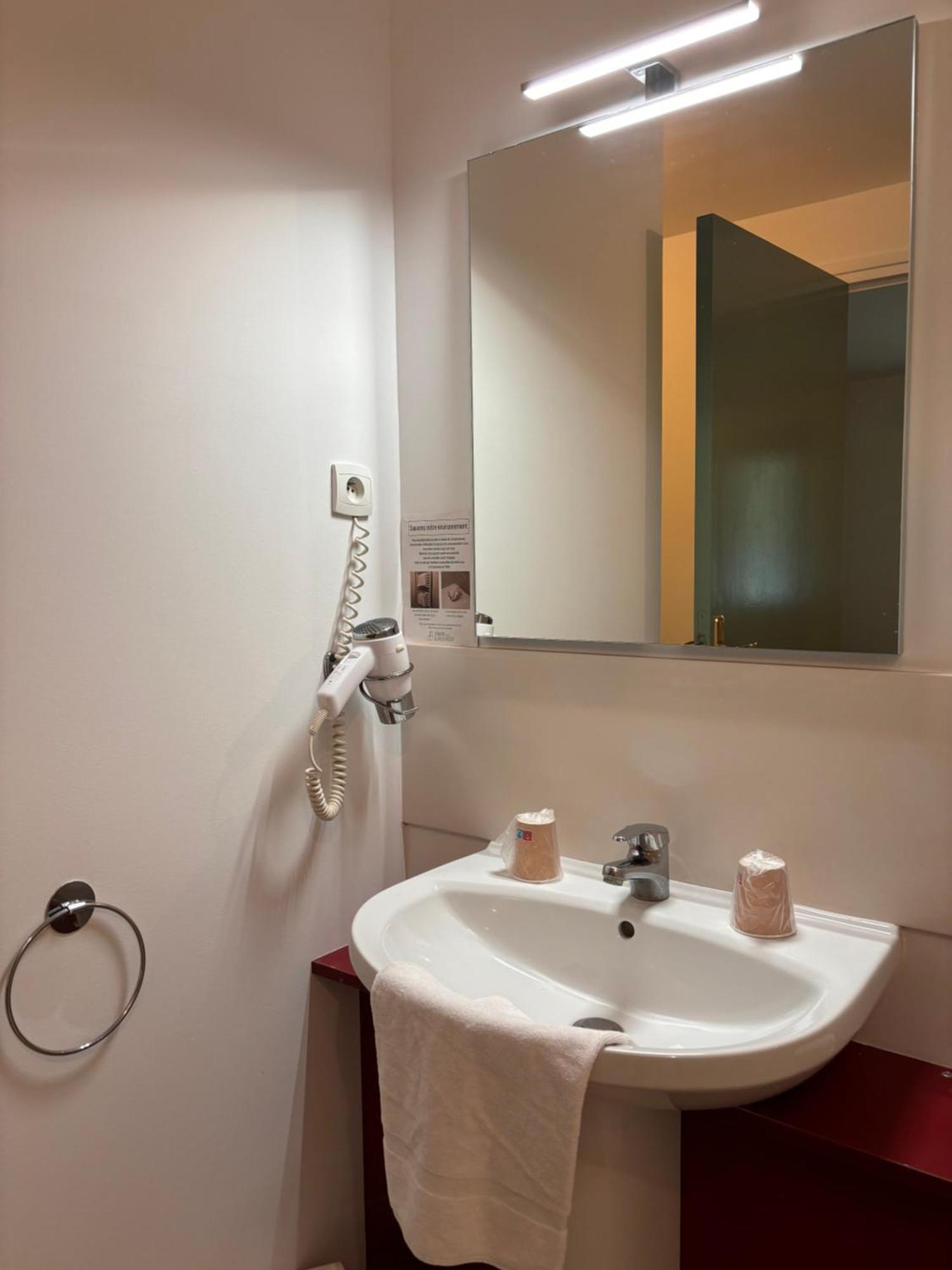 Hotel - Domaine De La Blanchardiere - Le Mans Changé Екстериор снимка